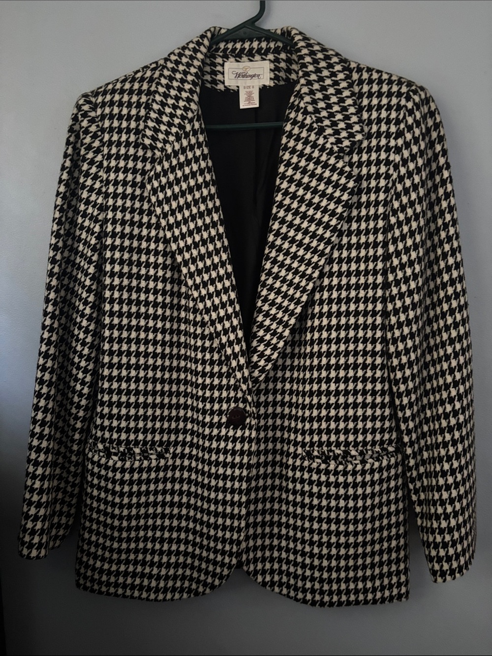 Vintage Worthington Black and White Houndstooth Blazer